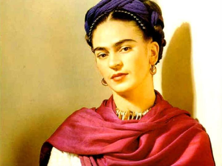 Frida Kahlo small