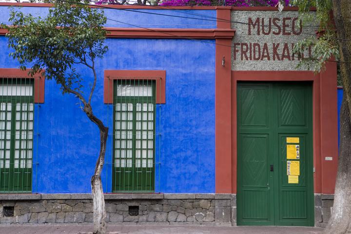 museum of Frida Kahlo small