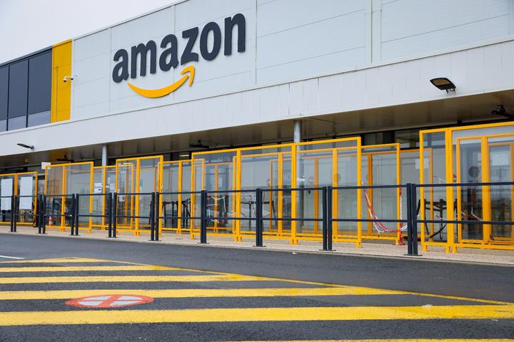  Amazon: A Global E-commerce Giant and Beyond