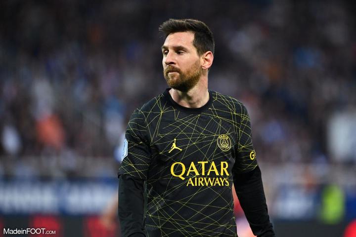 Messi small