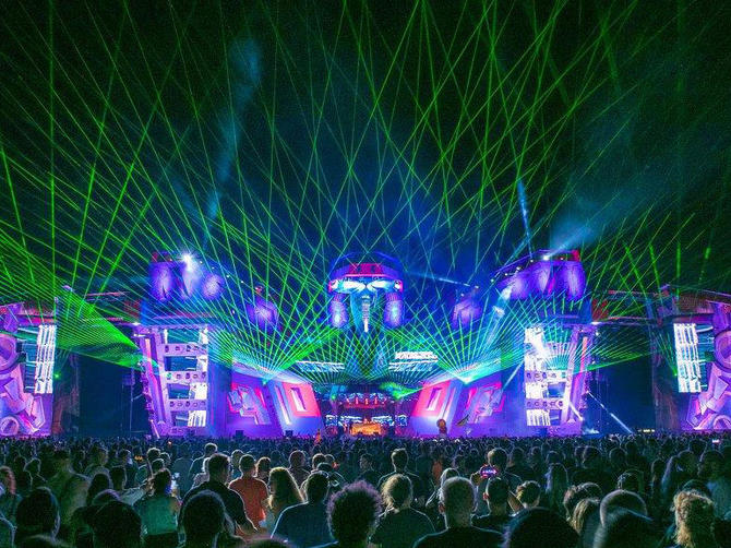 Music festivals medium