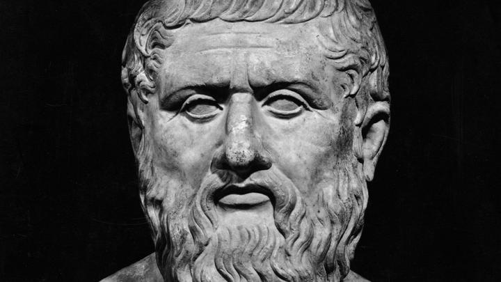 Theory of Forms vs. The Third Man Argument